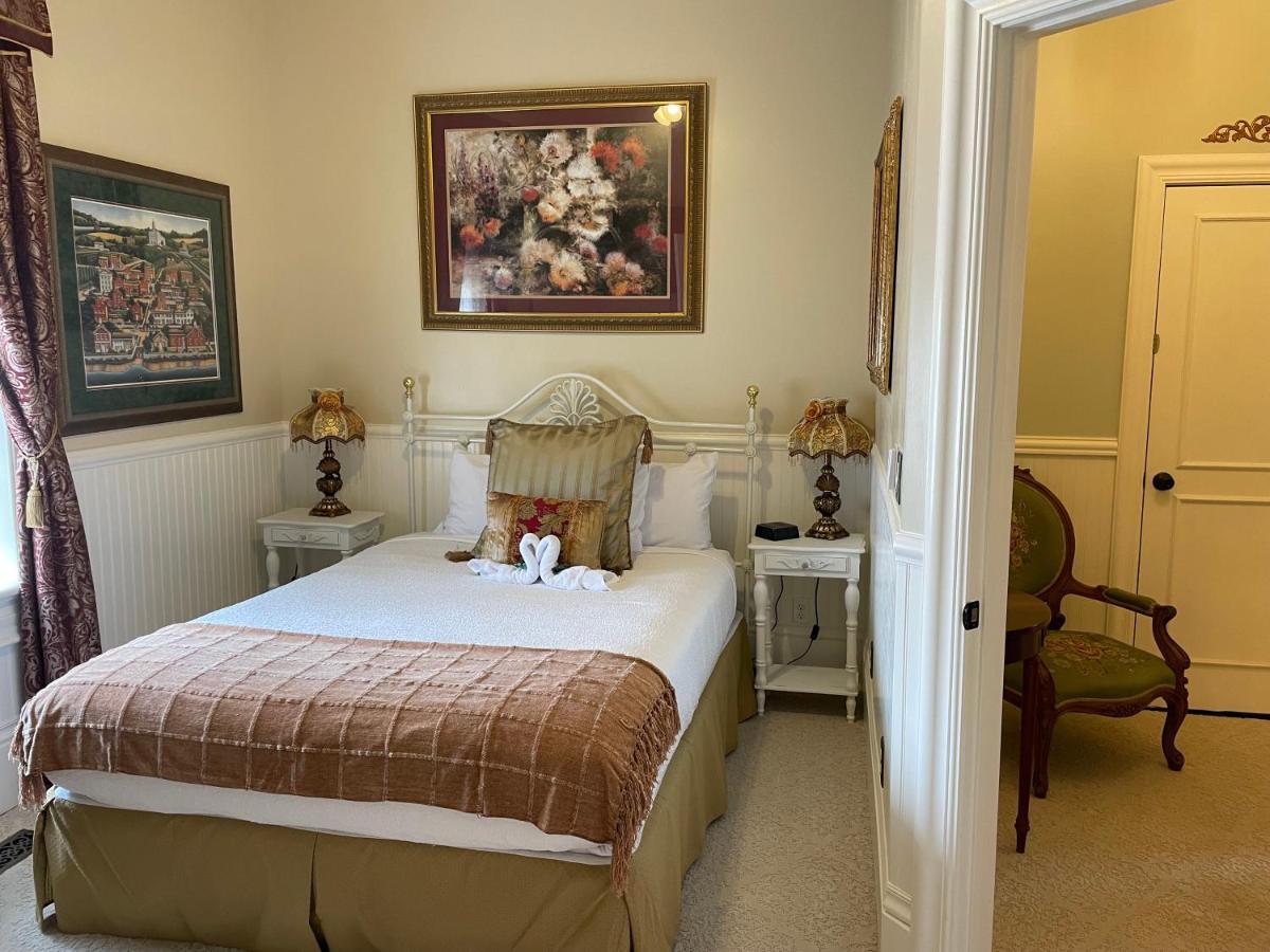 Heber Senator Bed And Breakfast ヒーバー・シティ エクステリア 写真