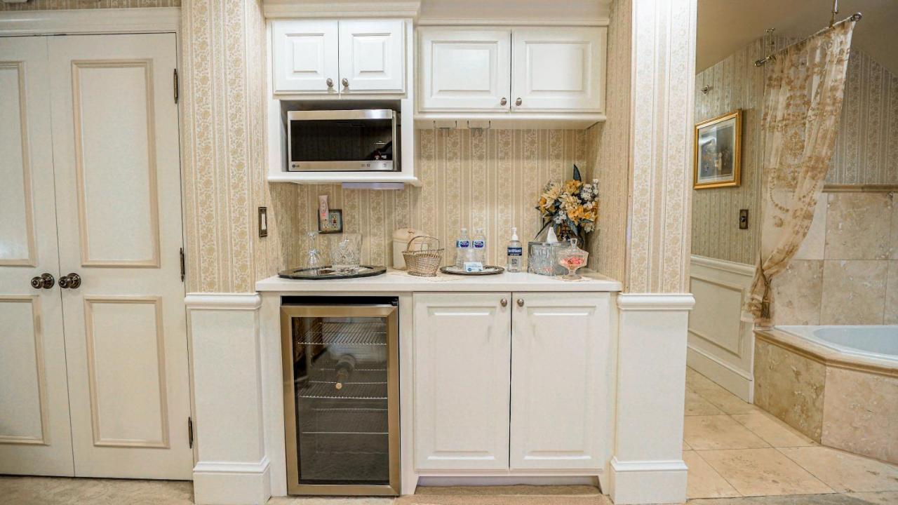 Heber Senator Bed And Breakfast ヒーバー・シティ エクステリア 写真