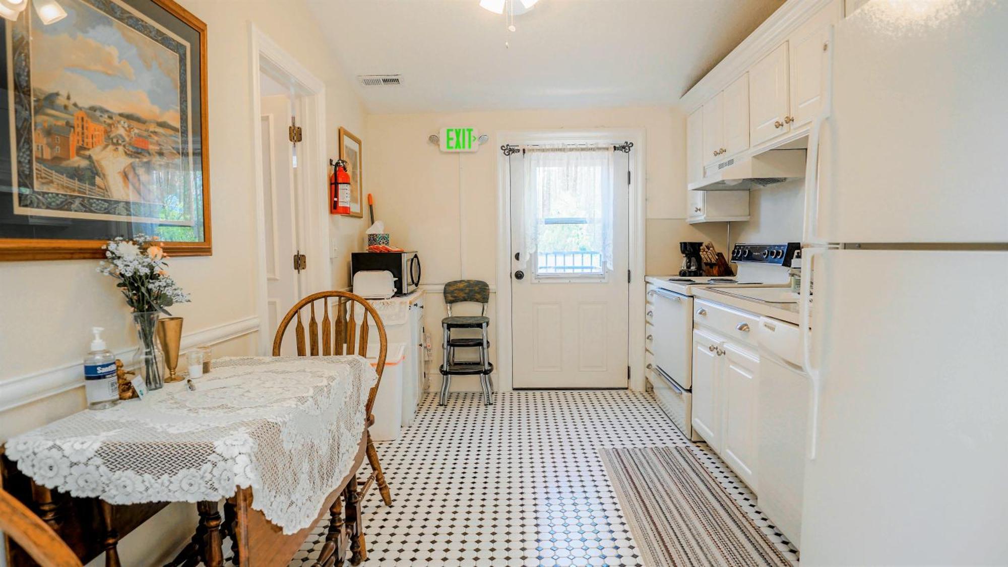 Heber Senator Bed And Breakfast ヒーバー・シティ エクステリア 写真
